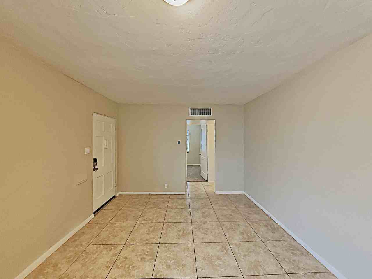 144 S Temple St - Photo 3 of 17