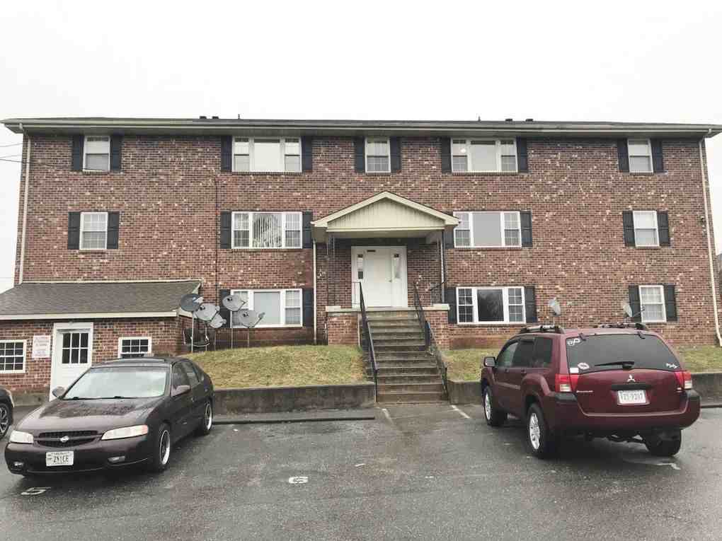 265 Dent Street - Photo 2 of 4