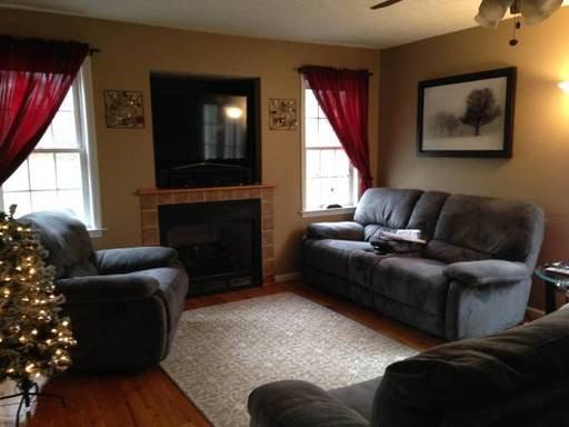 82 Rhonda Rd - Photo 2 of 8