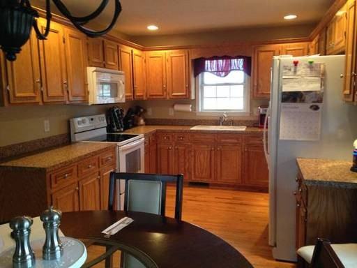 82 Rhonda Rd - Photo 3 of 8