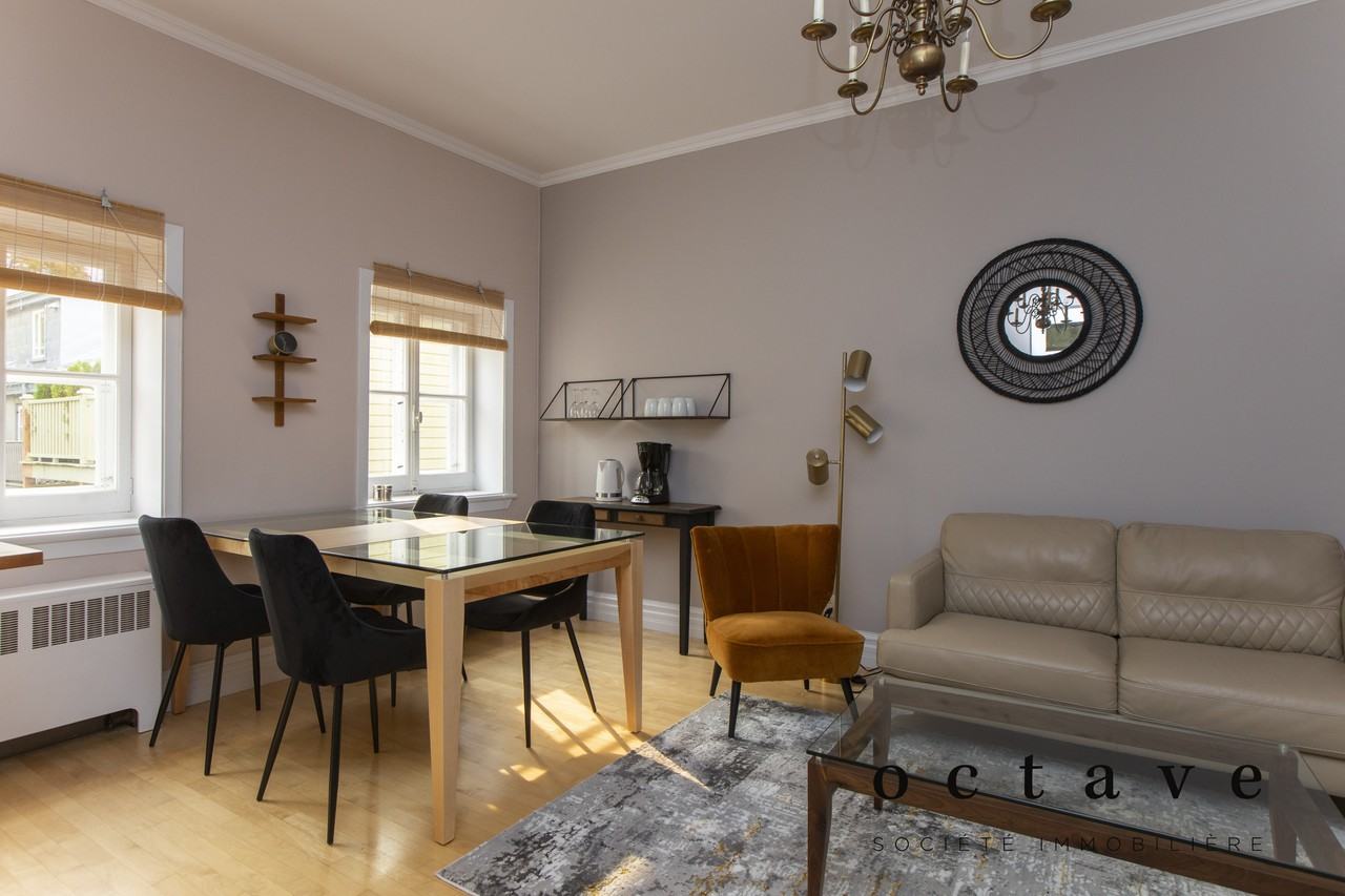 83 rue Saint-Louis - Photo 2 of 11