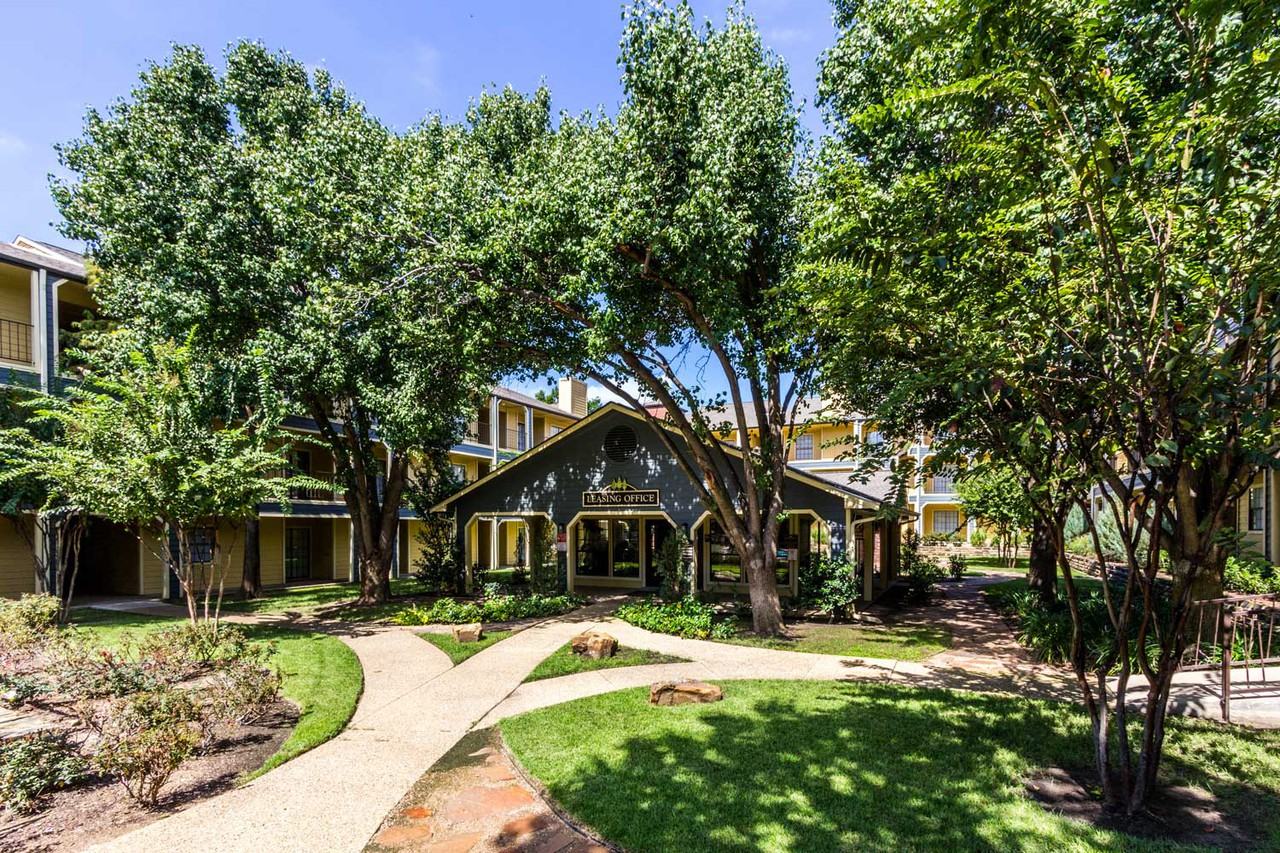 Forest Hills Apartments - Photo 2 of 50