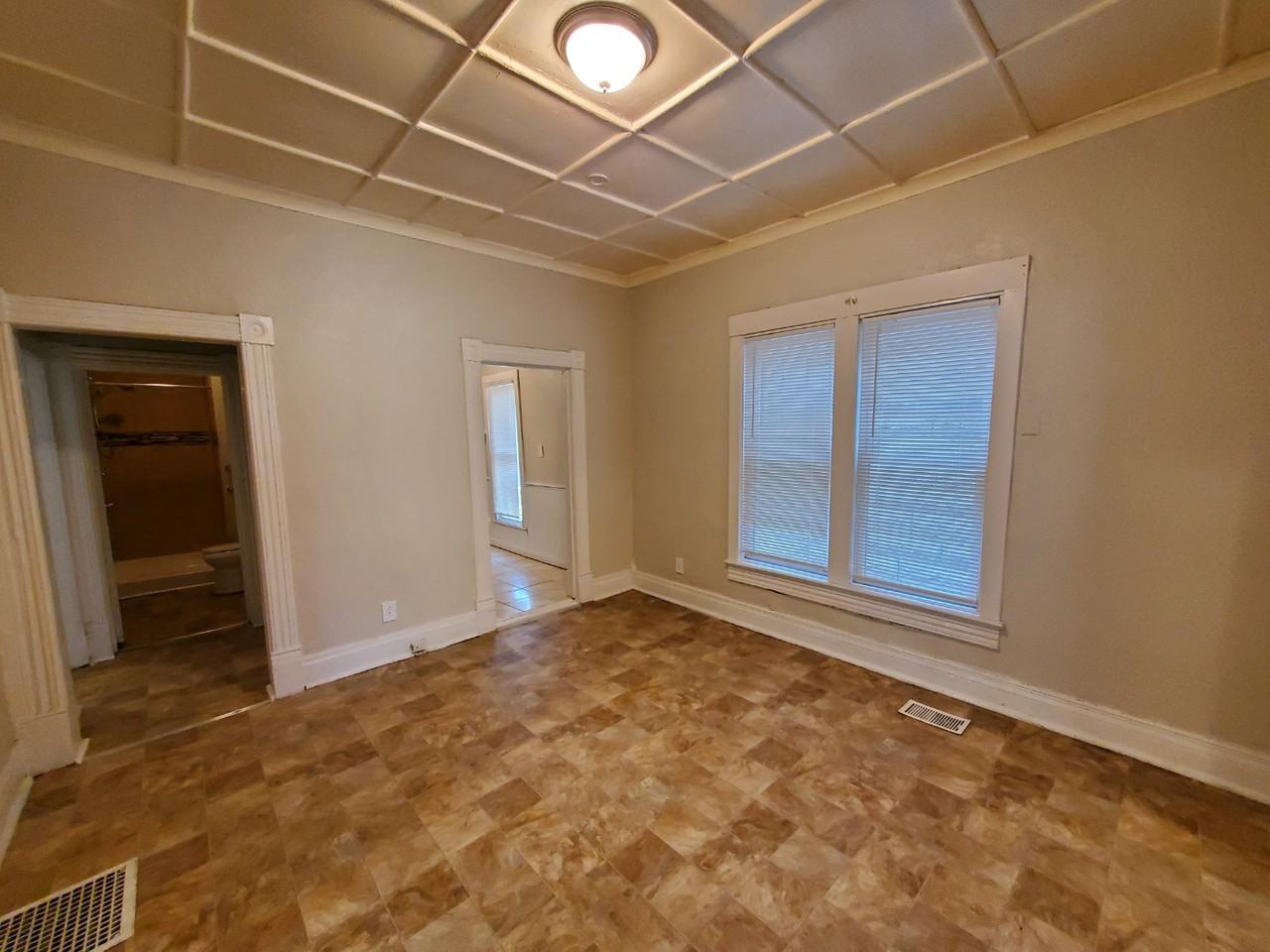 2323 Park Avenue - Photo 3 of 13