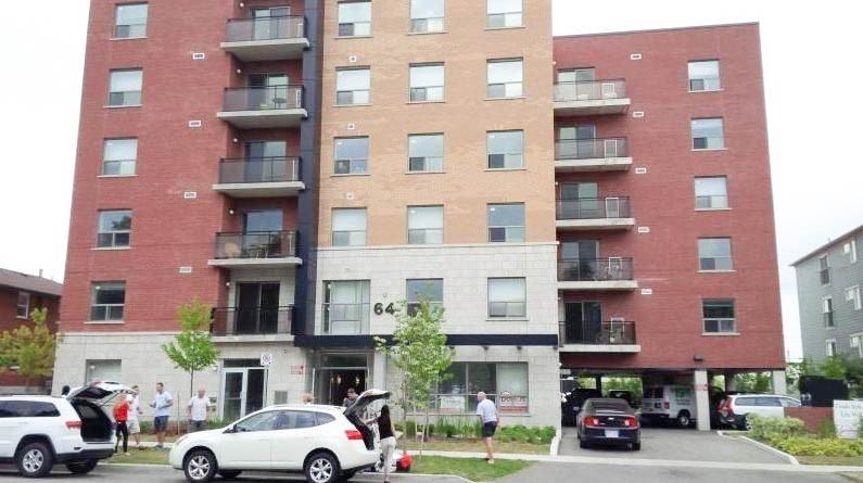 WATERLOO RESIDENCES - 64 MARSHALL - Photo 2 of 16