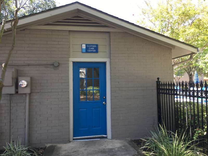 Sapphire - Photo 3 of 38