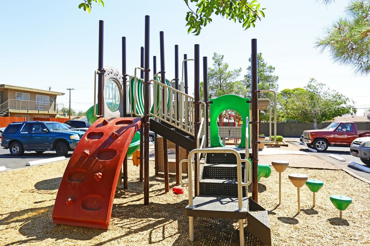 Regency Place Apartments - Photo 2 of 19