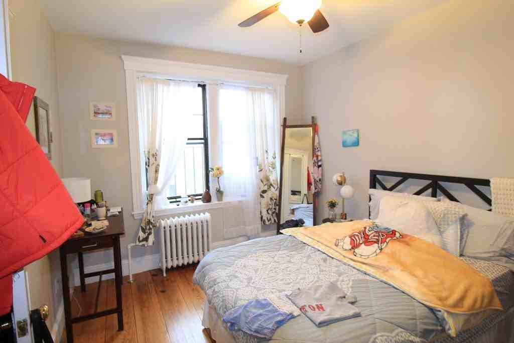 2 Sutherland Rd #51 - Photo 3 of 7