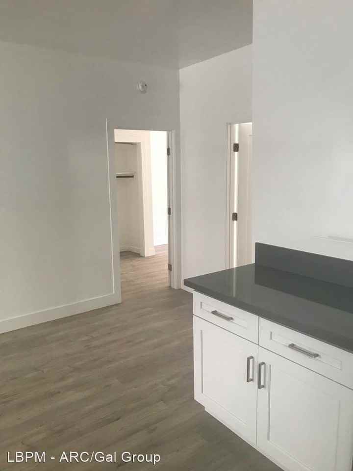 957-961 North Vendome Street - Photo 2 of 13