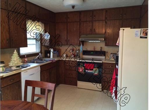 819 N Beadle St - Photo 2 of 7