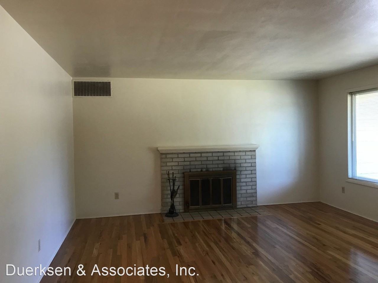 2220 Nw Elmwood Dr - Photo 3 of 9