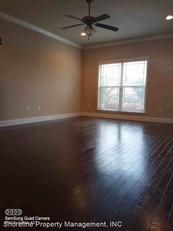 429 Tuscano Ln - Photo 3 of 33