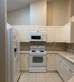 126 Covington St - Photo 2 of 22