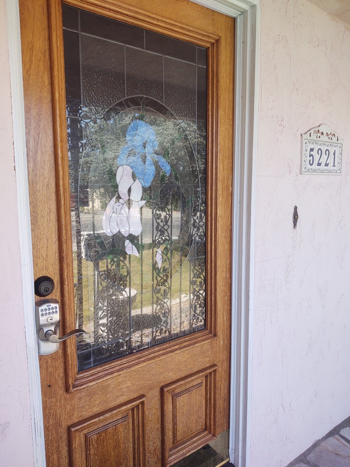 5221 Remington Rd - Photo 3 of 27