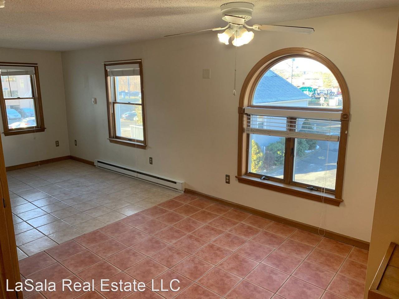 466 East St #A3 - Photo 2 of 11