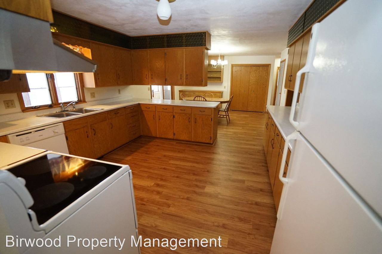 1518 Mendota St - Photo 2 of 36