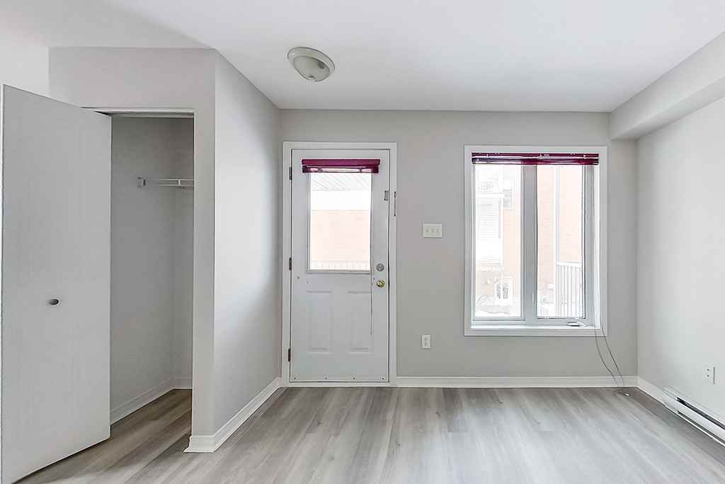 511 Boulevard des Grives #4 - Photo 3 of 10