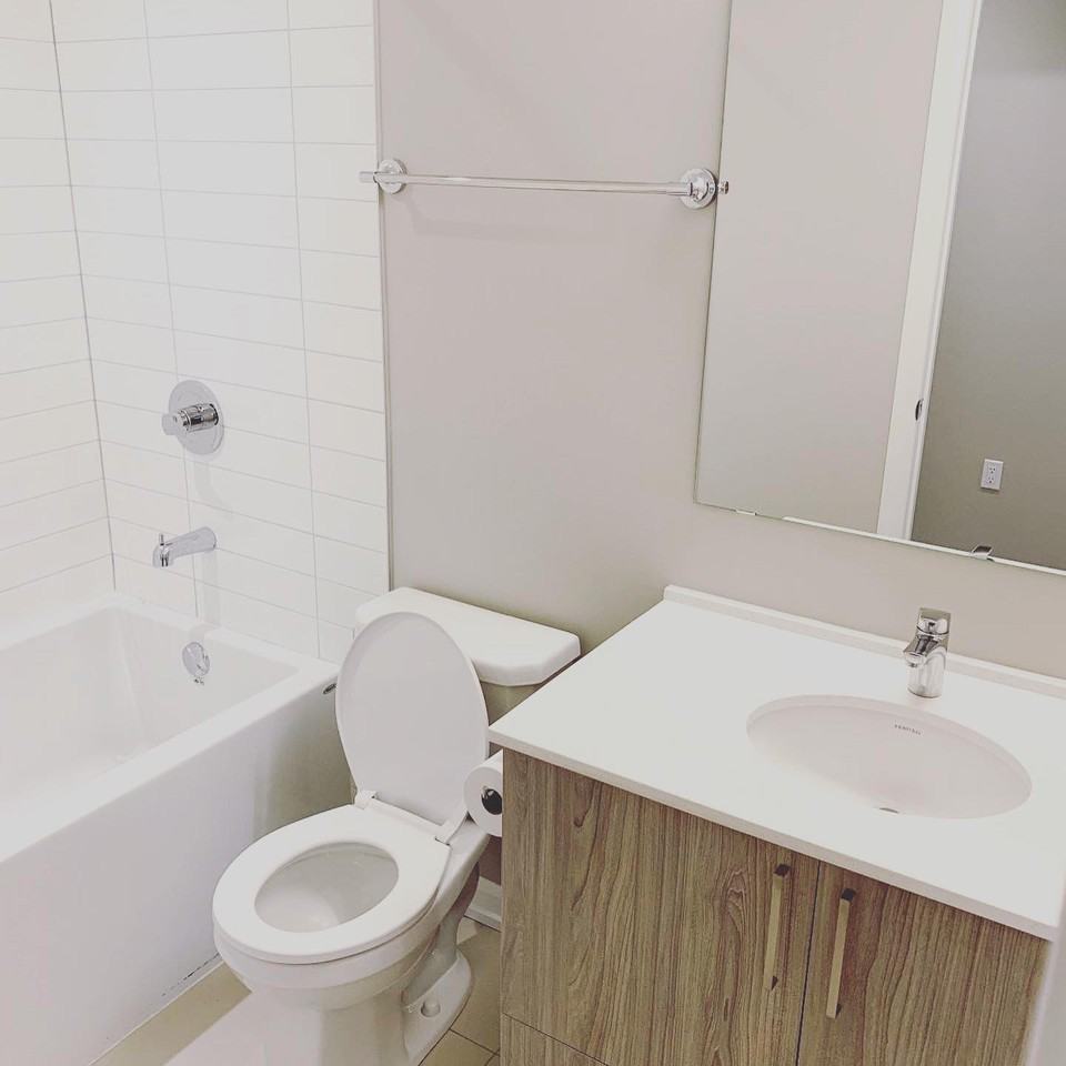 1140 Wellington St. W. - Photo 4 of 6