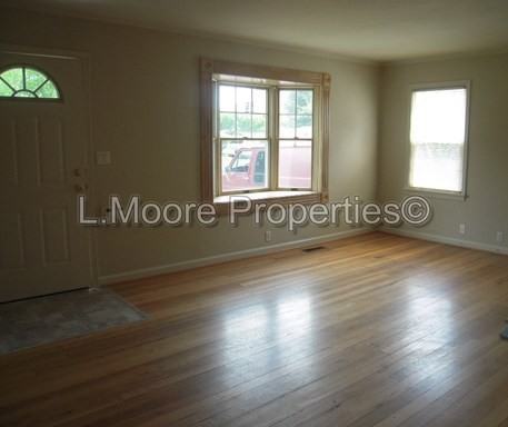 4333 SE 50th Ave - Photo 2 of 13