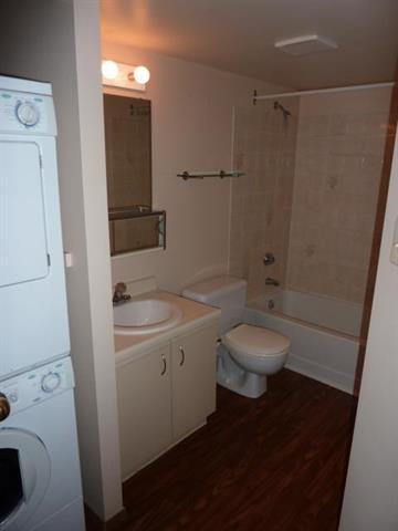 80 Plaza Drive - Photo 3 of 12