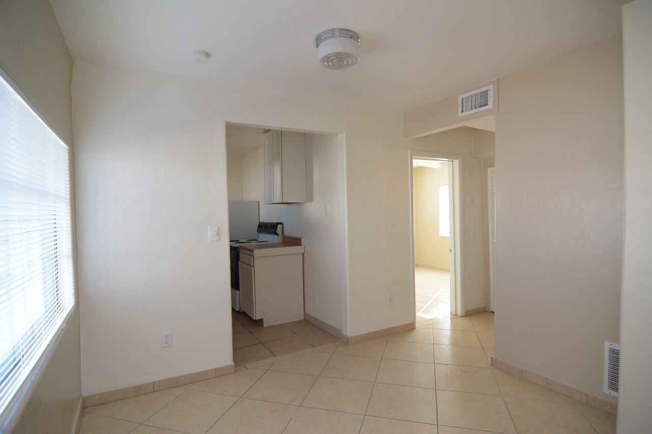 38 West Rillito Street - Photo 3 of 11