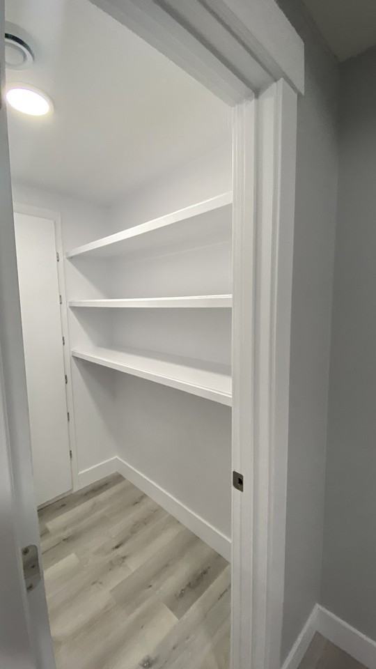 1903 24 St NW - Photo 3 of 11