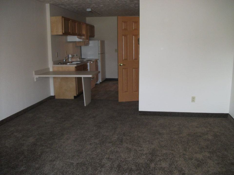 Newton Village Apartments - Photo 7 of 26