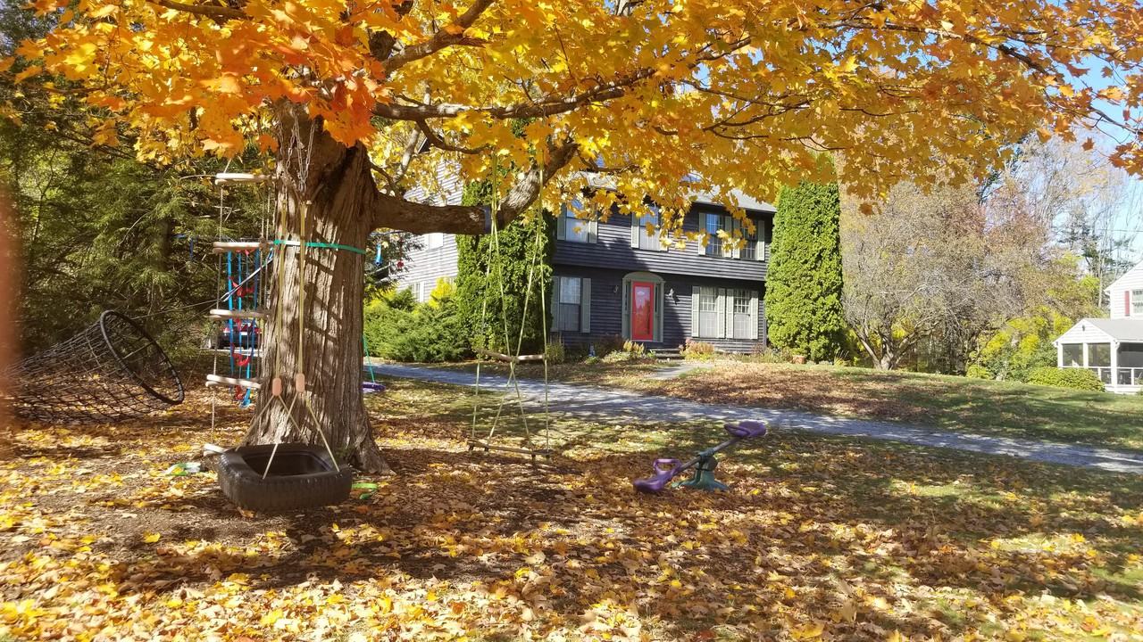 760 Fairview St - Photo 3 of 21