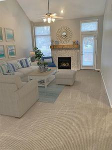 8935 Boehm Dr - Photo 3 of 17