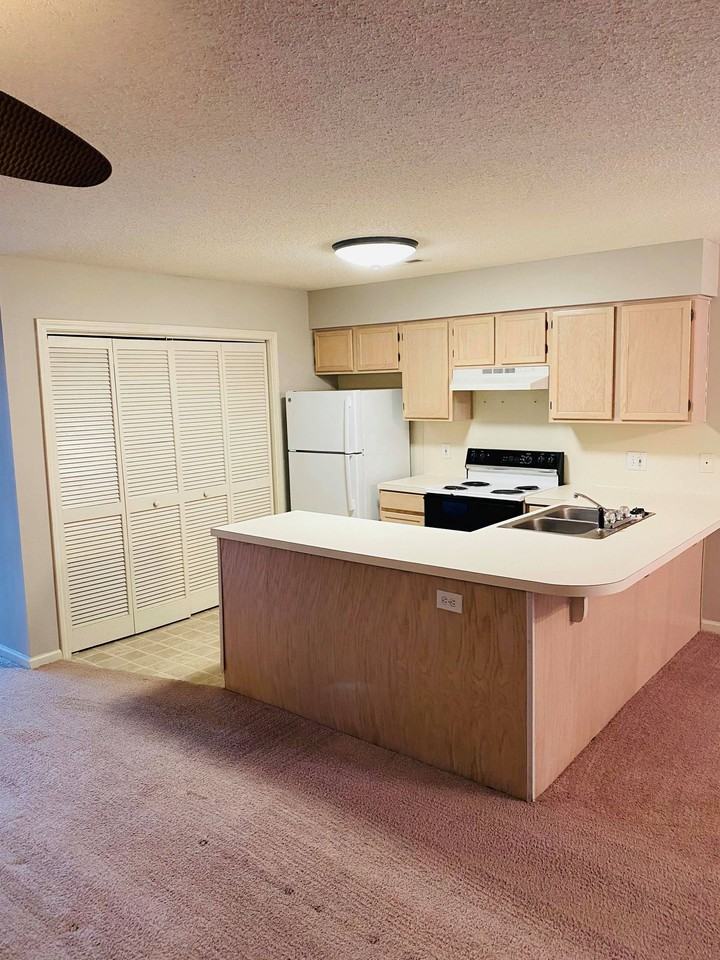 2922 Mulberry Ln #B - Photo 3 of 9