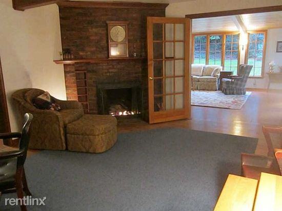 224 Thornberry Dr - Photo 3 of 10