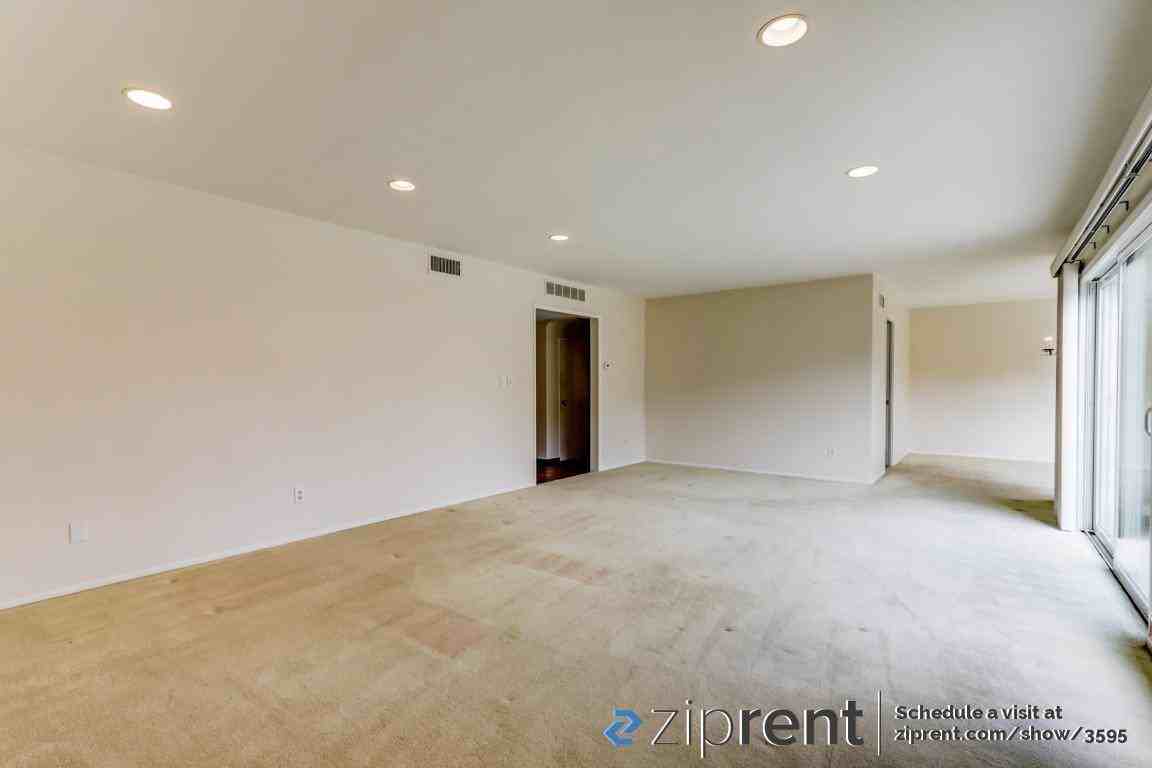 3156 Arlotte Ave - Photo 3 of 20