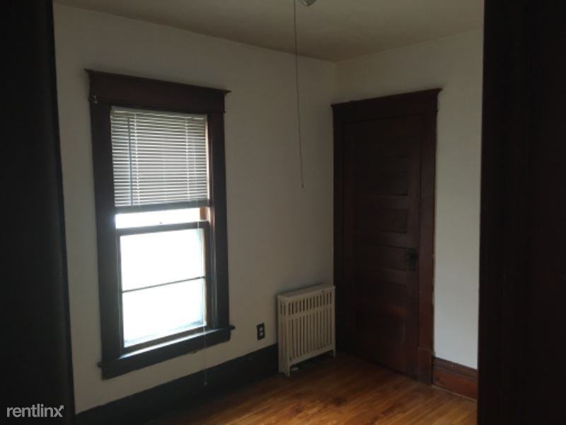 3237 Grand Ave S - Photo 3 of 8