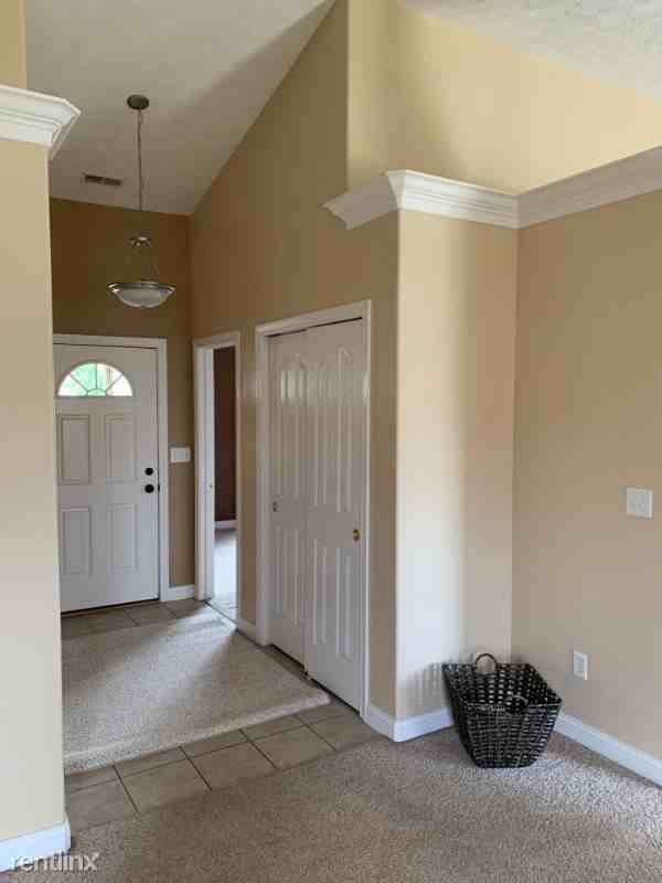 1410 Crusade Dr - Photo 2 of 14
