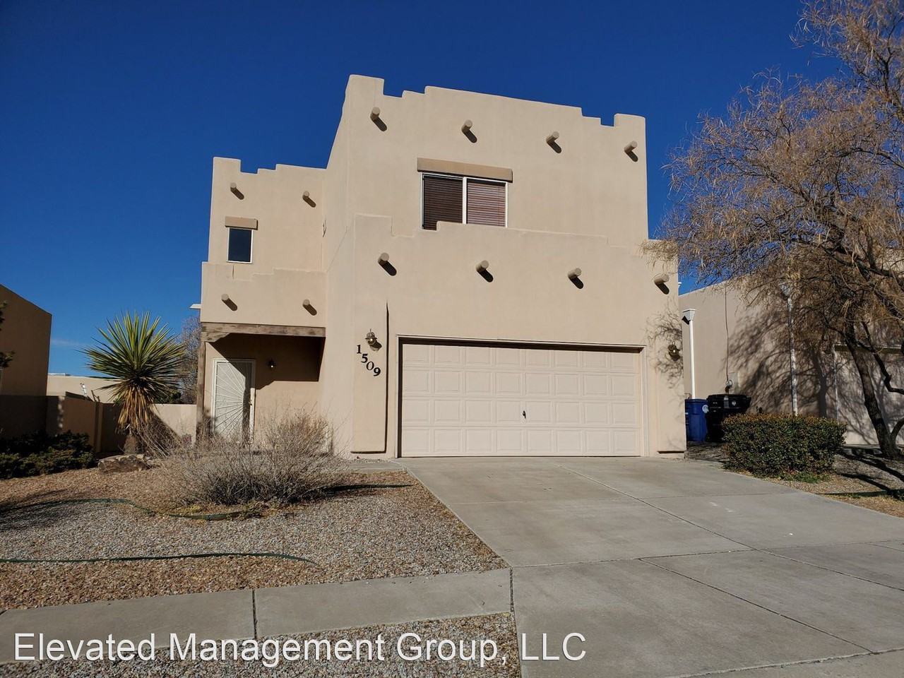 1509 Calle Sonrisa Ne - Photo 3 of 24