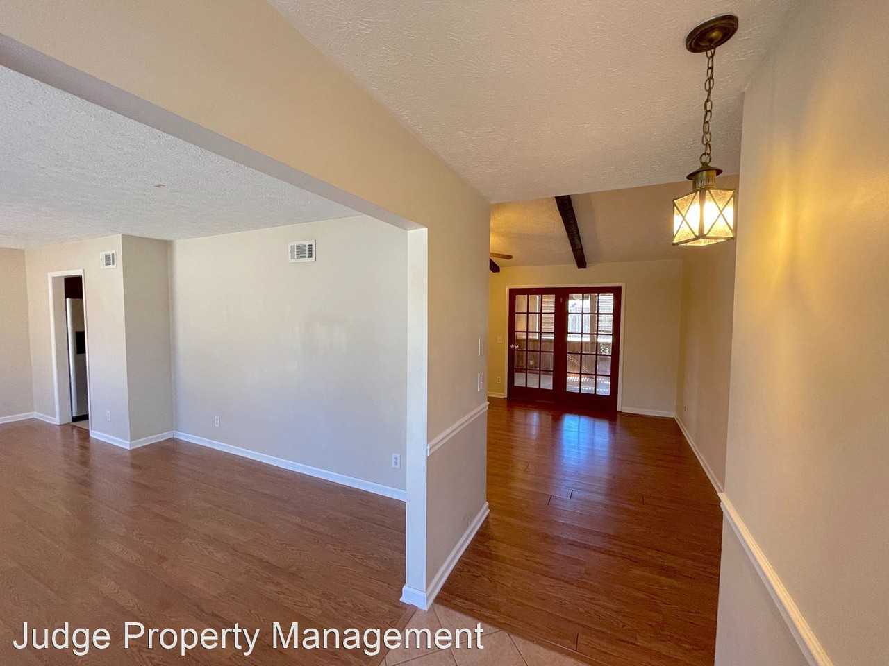 10527 Sugarbush Rd - Photo 3 of 21