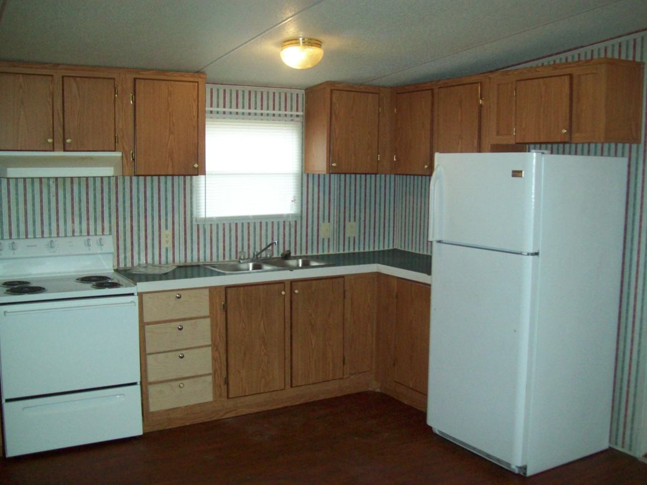 4942 State Rd 1300 - Photo 3 of 7