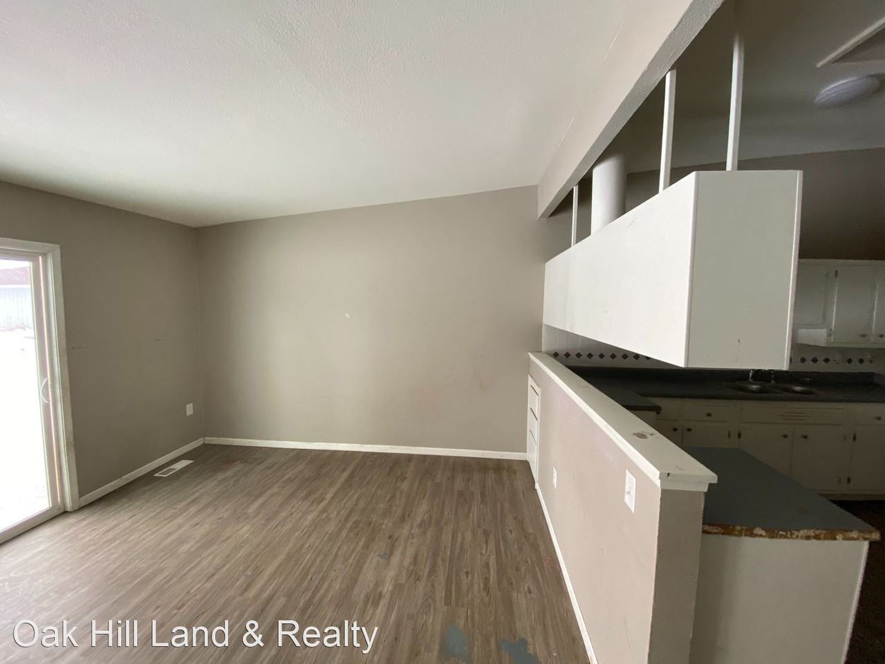 1592 Harrington Loop - Photo 2 of 6