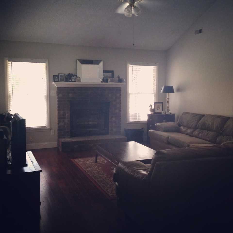 112 Seattle Slew Dr - Photo 3 of 12