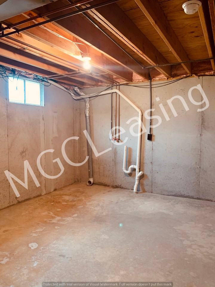 534-540 Allen Ct - Photo 2 of 22