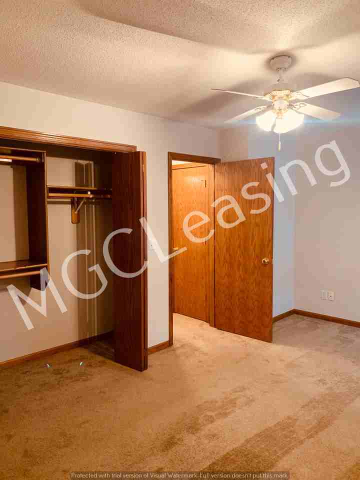 534-540 Allen Ct - Photo 3 of 22