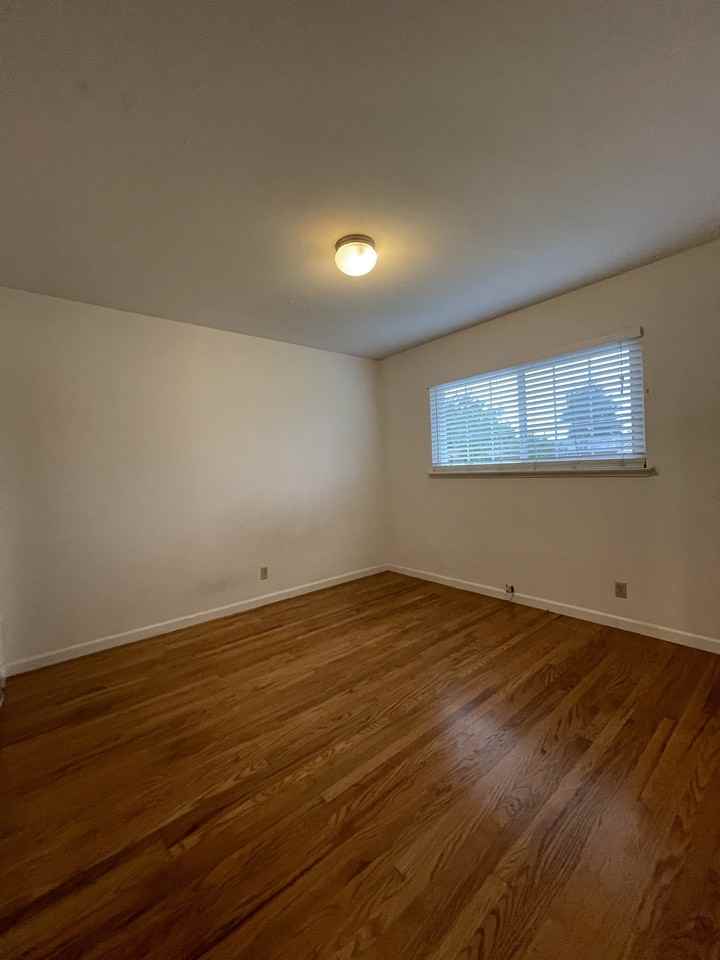 4358 Moran Dr - Photo 2 of 14