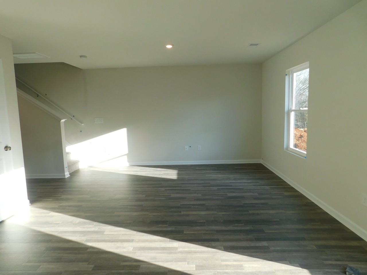 7 Carter St - Photo 3 of 24