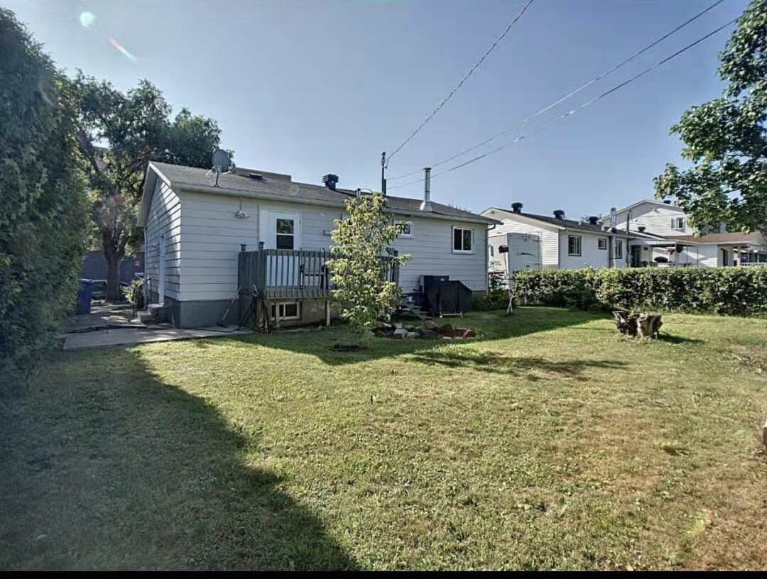 640 Rue de l'École - Photo 2 of 11