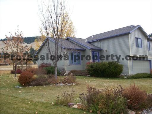 1532 1532 Foxfield Drive - Photo 2 of 19