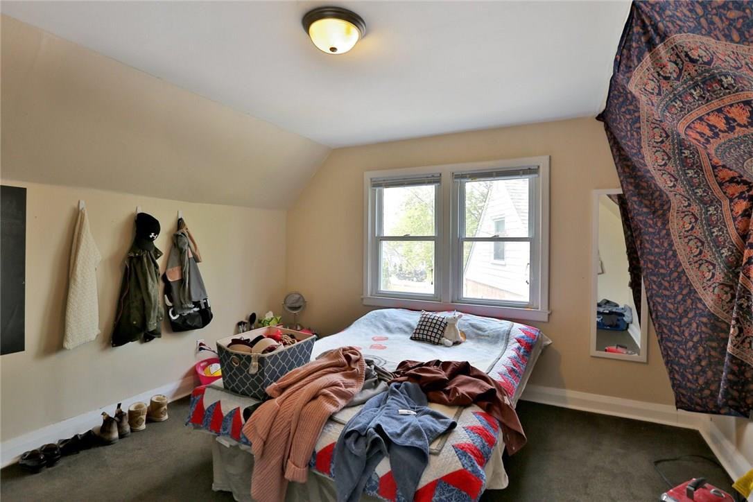 250 Haddon Avenue South - Photo 3 of 18