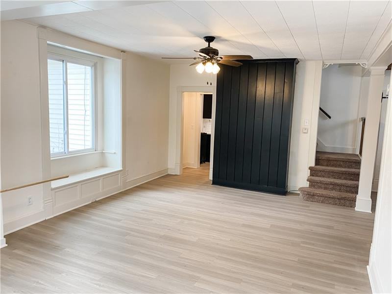 221 Van Buren St - Photo 3 of 15