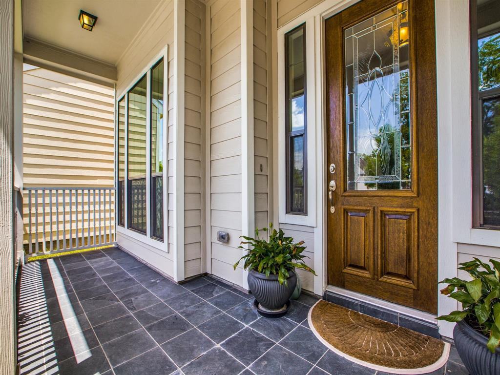 221 W 25th St Unit A - Photo 2 of 25