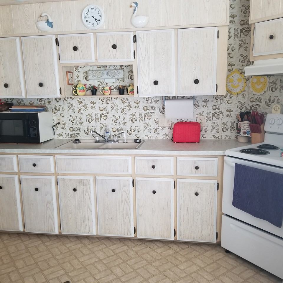 4820 Coral St - Photo 3 of 16