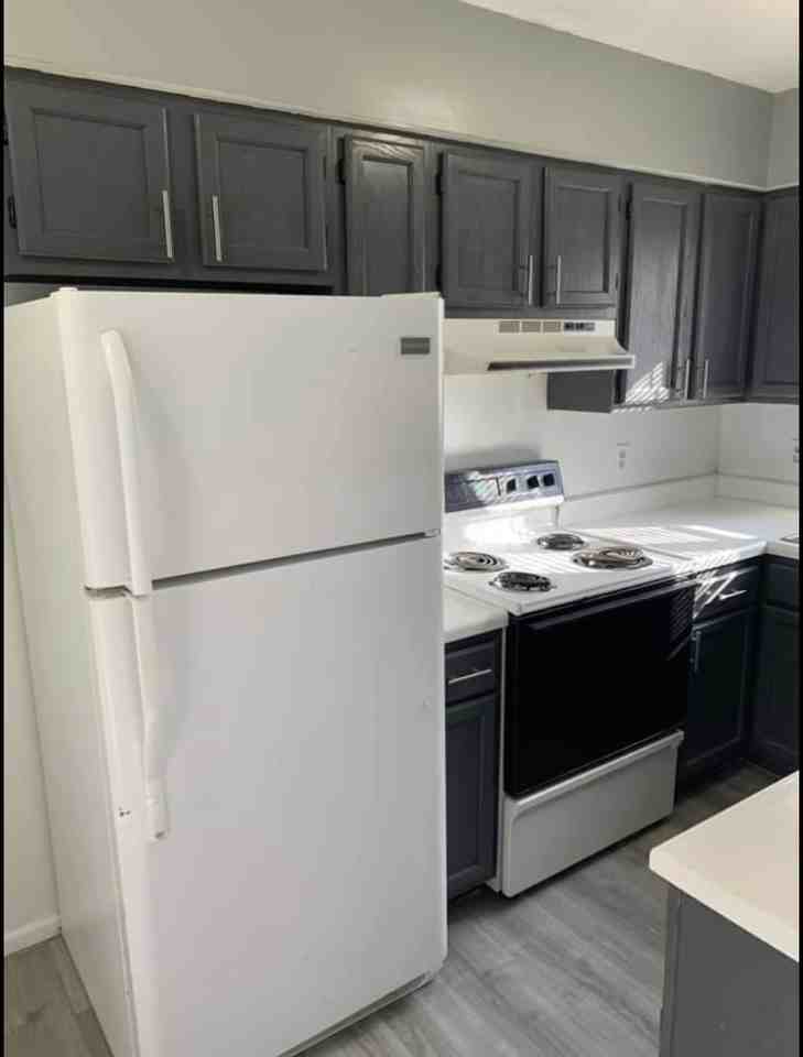 517 South 9th Street #g - Photo 3 of 10