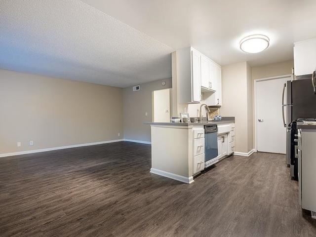 124 N Tustin Ave - Photo 2 of 6